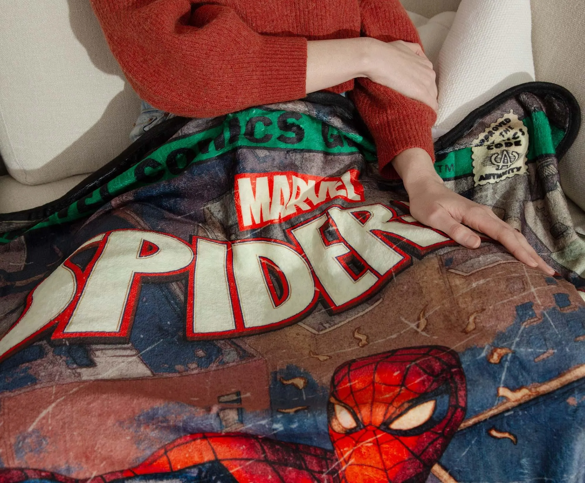 Marvel Comics Friendly Neighborhood Spider-Man Throw Blanket | 45 x 60 Inches