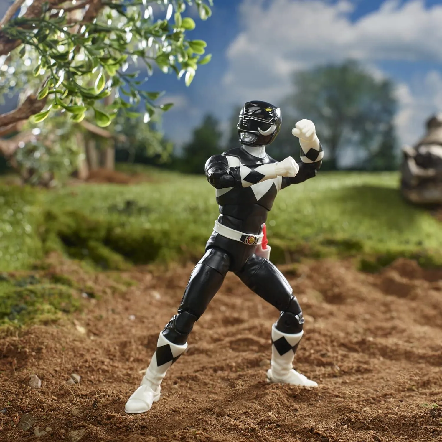 Power Rangers Lightning Collection Mighty Morphin Black Ranger 6-Inch Premium Collectible Action Figure Toy with Accessories